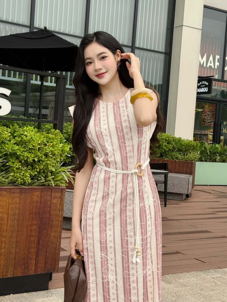 FDP13476 - Đầm dạo phố vải lưới hai lớp dáng suông cổ tròn vai chờm kèm dây thắt eo tạo kiểu - PANTIO