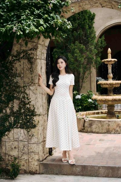 FDP13676 - Đầm dạo phố vải thô dáng chữ A cổ tròn tay cộc eo phối chun lưng ôm co giãn khoá thân sau - PANTIO