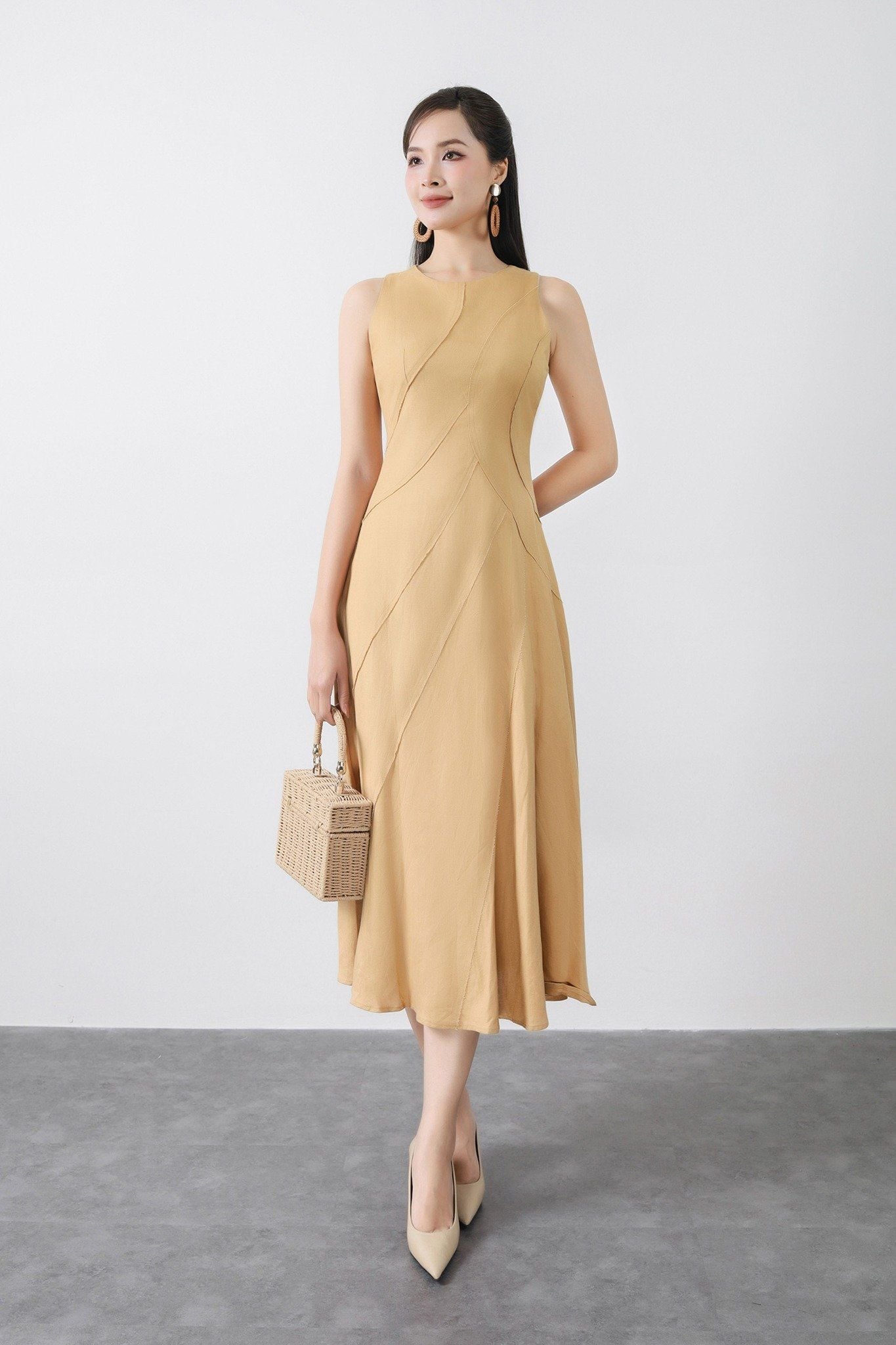 FDP33254 - tylekeo88 tv vải linen dáng xòe có lót vải habutai cổ tròn không tay thân phối nhiều đường rút tua rua khóa thân sau - tỷ lệ kèo 8899
