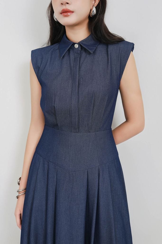 FDP33435 - Đầm dạo phố vải demin dáng Xoè cổ đức vai chờm eo đáp cạp bản to thân váy phối ly bung tạo kiểu khóa thân sau - PANTIO