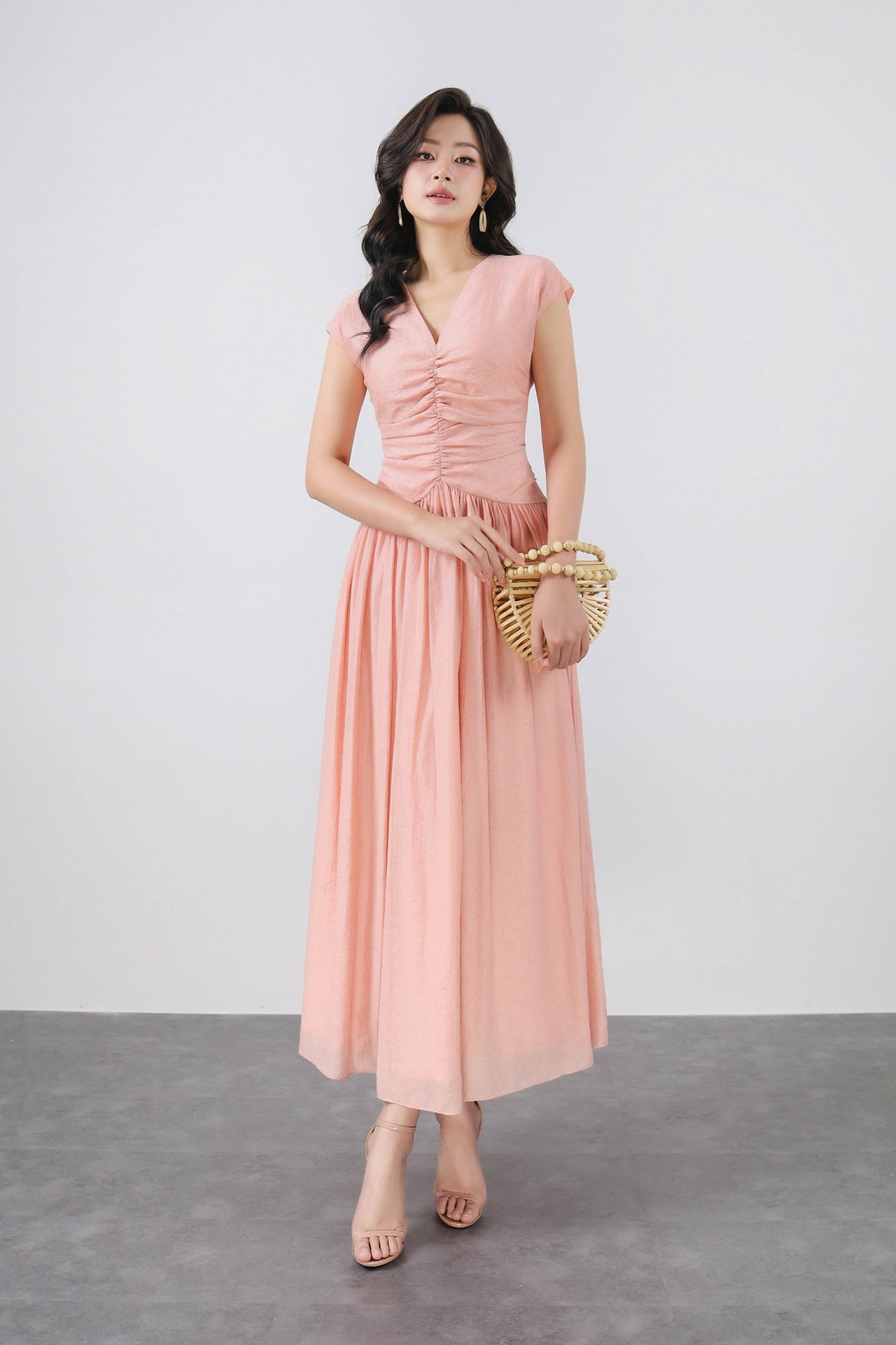 FDP33526 - Đầm dạo phố vải tơ dáng xoè cổ xẻ V vai chờm thân váy xếp nhún tạo kiểu khóa thân sau - PANTIO