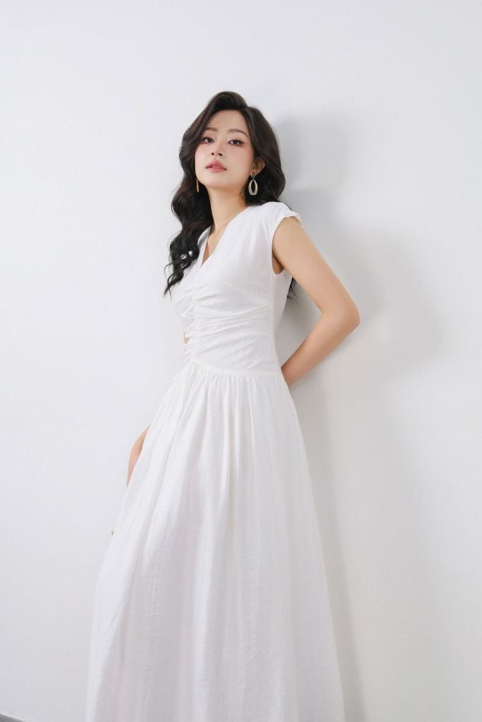 FDP33526 - Đầm dạo phố vải tơ dáng xoè cổ xẻ V vai chờm thân váy xếp nhún tạo kiểu khóa thân sau - PANTIO