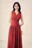 FDP33538 - Đầm dạo phố vải thô mỏng dáng xoè cổ xẻ V eo đáp cạp bản to đính khuy thời trang thân váy xếp nhún tạo kiểu - PANTIO