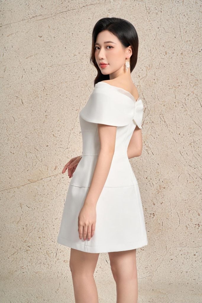 FDP33545 - Đầm dạo phố vải thô dày dáng chữ A ngắn trễ vai thân váy đính nơ tạo kiểu khoá thân sau - PANTIO