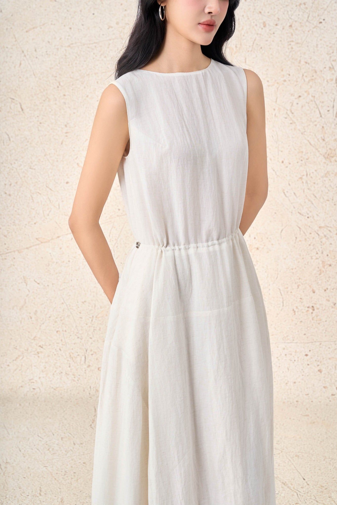 FDP33555 - Đầm dạo phố vải thô mỏng dáng suông cổ thuyền không tay eo váy bo chun ôm tạo kiểu - PANTIO