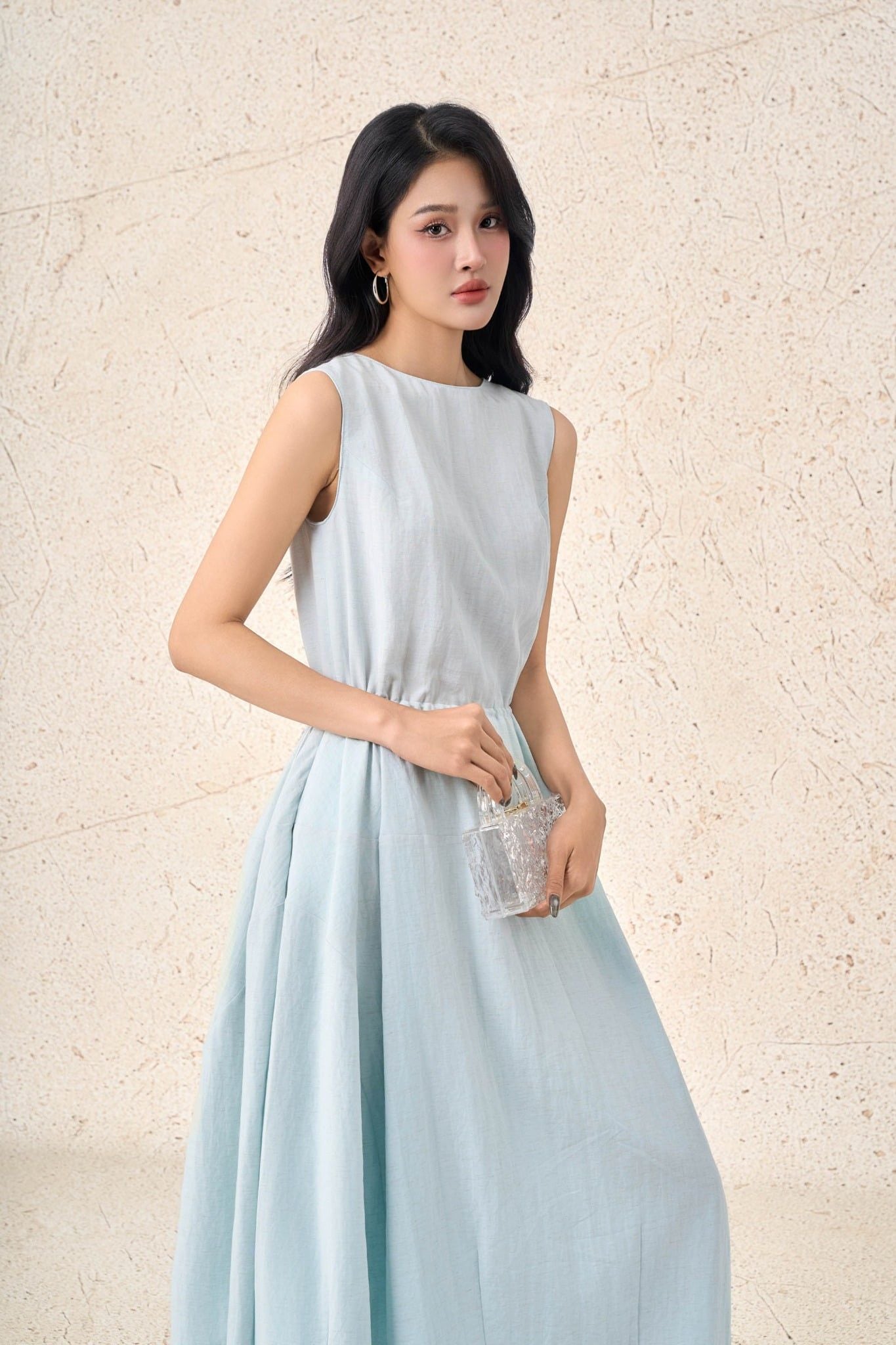 FDP33555 - Đầm dạo phố vải thô mỏng dáng suông cổ thuyền không tay eo váy bo chun ôm tạo kiểu - PANTIO