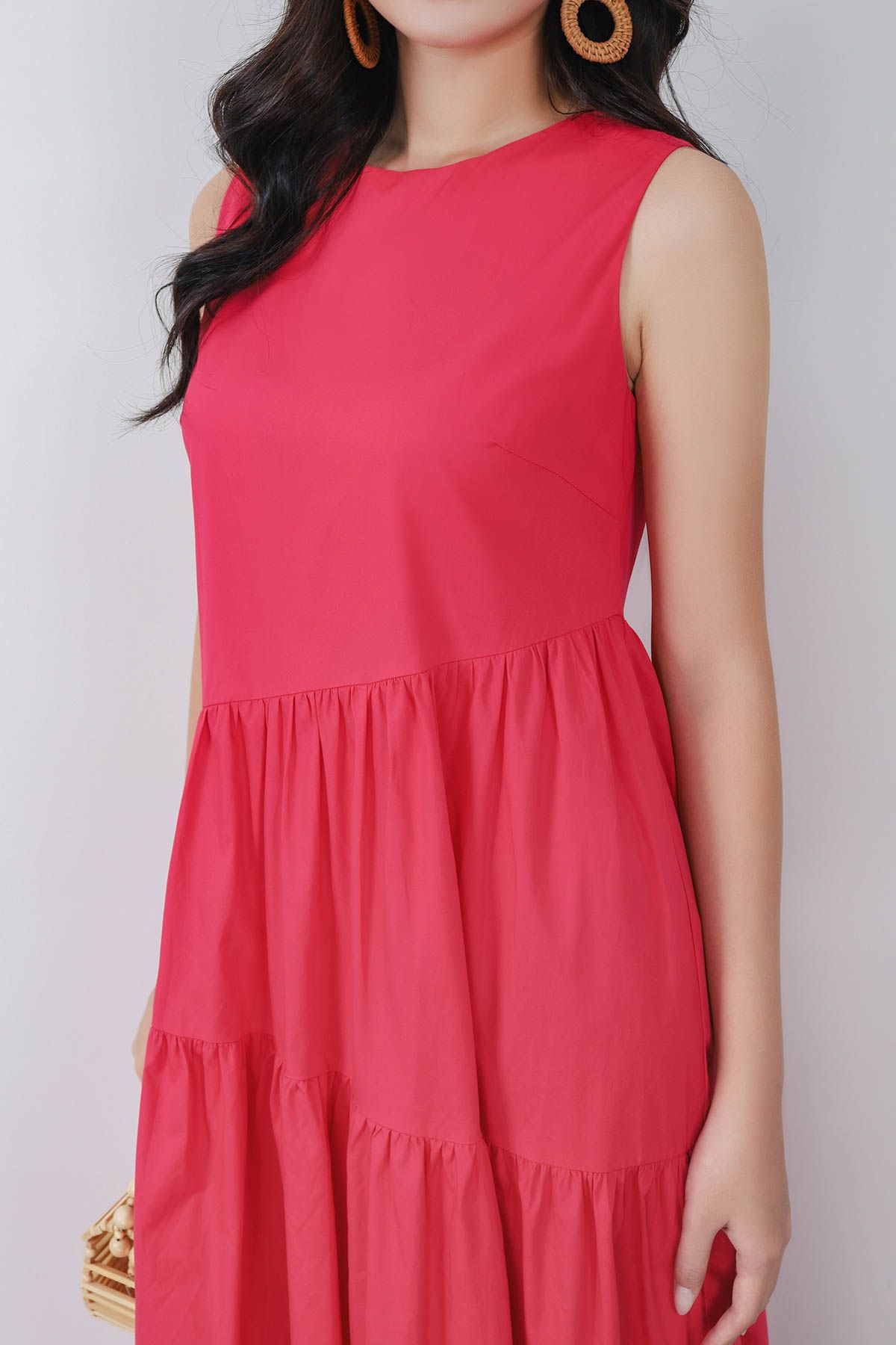 FDP33557 - Đầm dạo phố vải thô kate dáng suông cổ tròn không tay thân váy xếp nhún tầng lưng váy đan dây thời trang - PANTIO