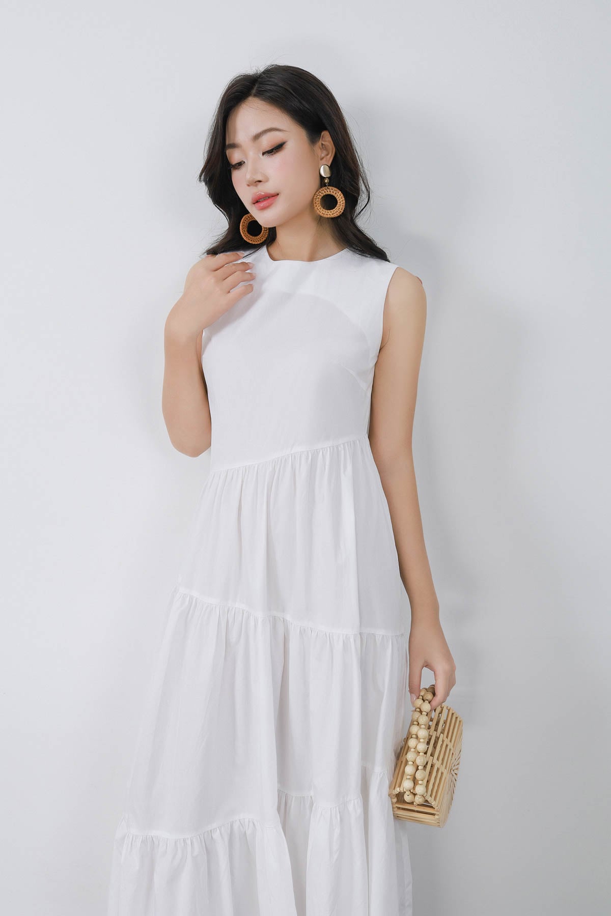 FDP33557 - Đầm dạo phố vải thô kate dáng suông cổ tròn không tay thân váy xếp nhún tầng lưng váy đan dây thời trang - PANTIO