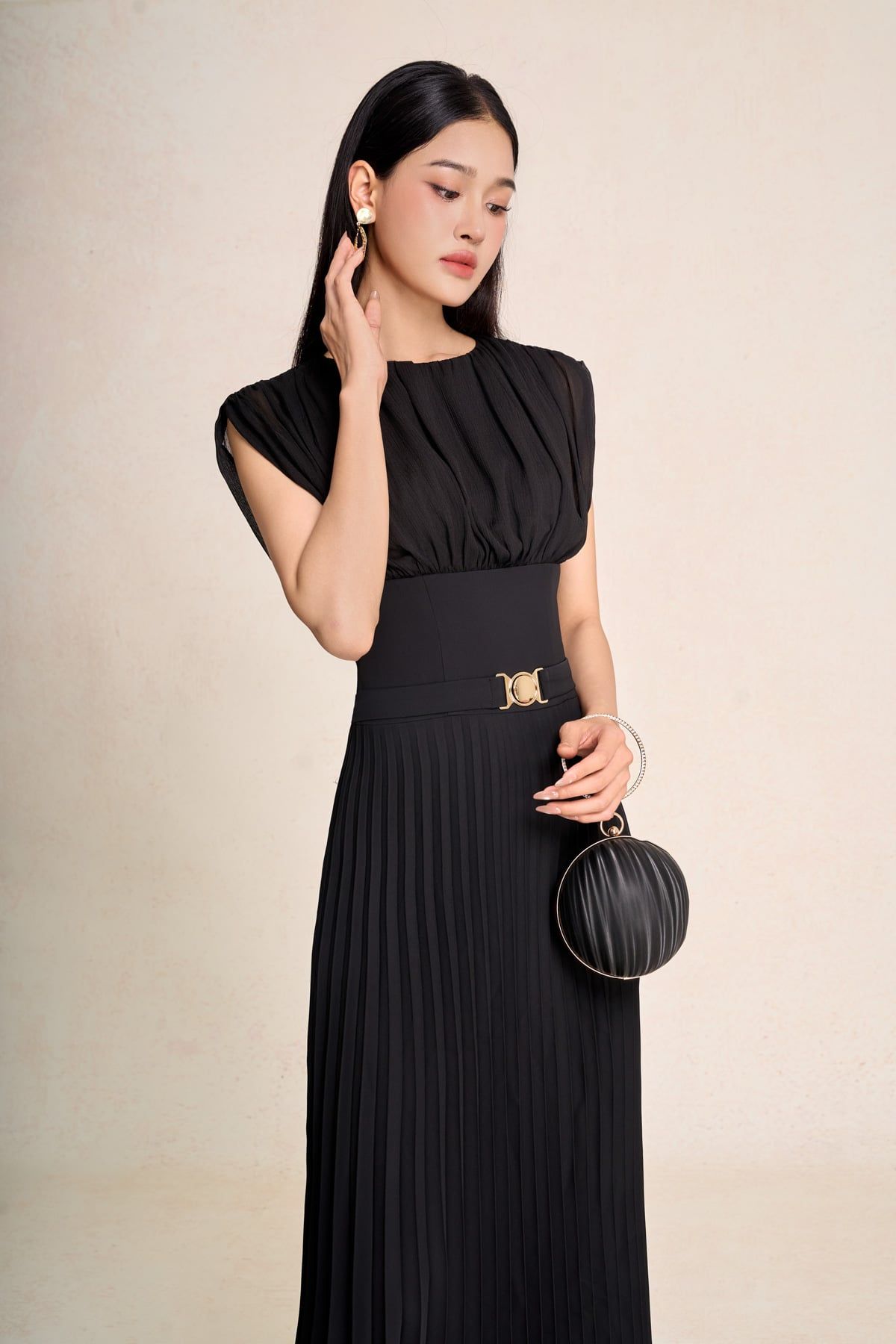 FDP33583 - Đầm dạo phố vải tuytsi dáng ôm cổ tròn tay chờm ngực phối nhún eo cao có dây đai chun thân váy dập ly thời trang - PANTIO