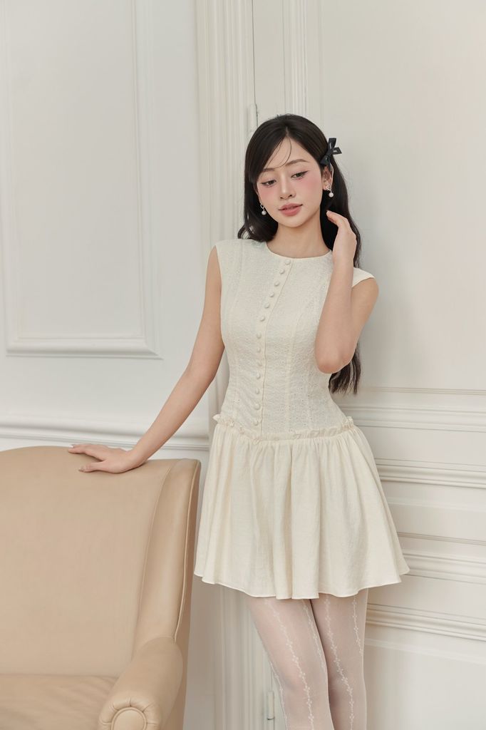 FDP33598 - Đầm dạo phố vải tơ dáng ôm cổ tròn không tay thân váy phối đường gân đính khuy bọc tạo kiểu - JAN.