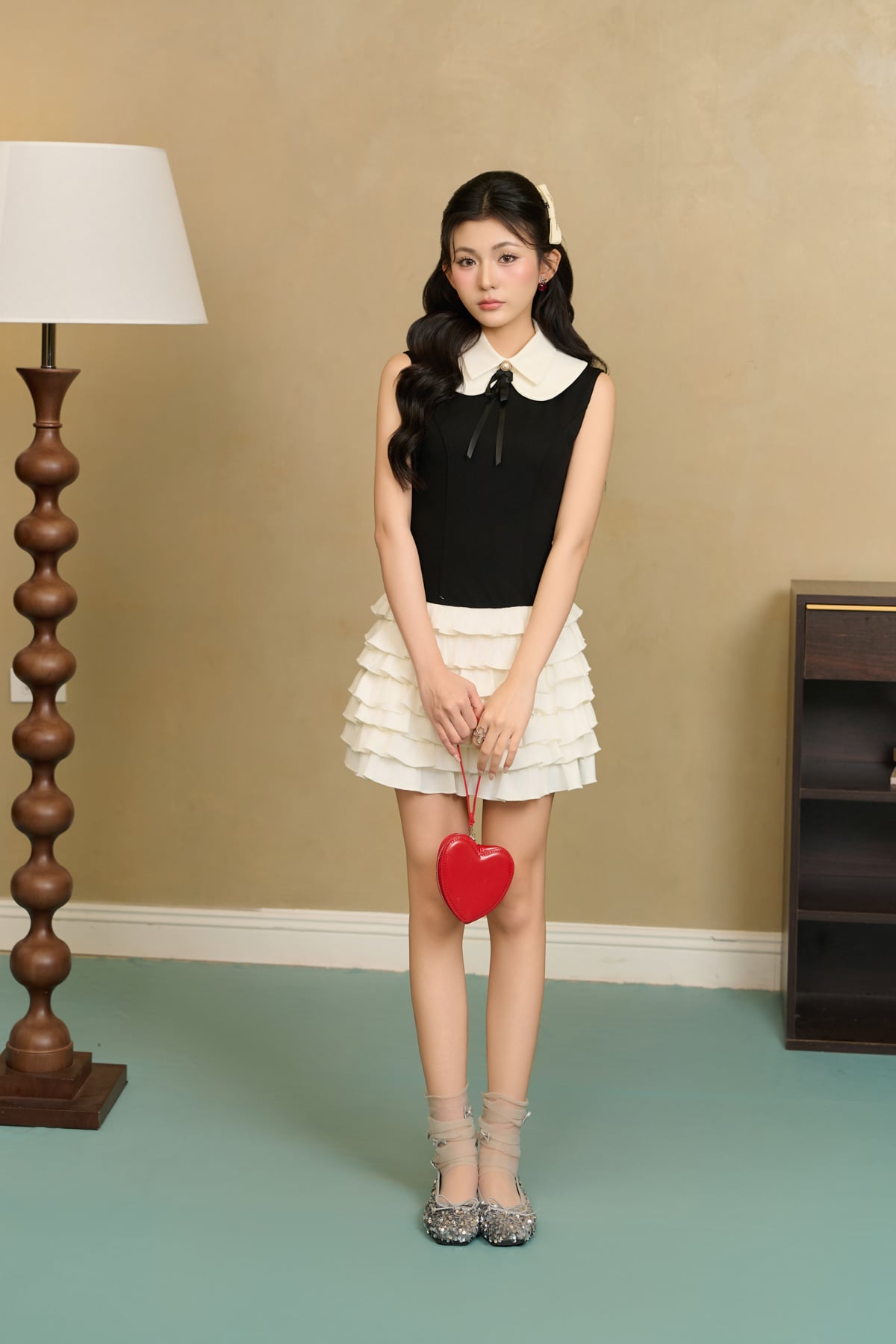 FDP33606 - Đầm dạo phố vải cotton dáng ôm cổ bẻ phối nơ thời trang thân váy xếp tầng tạo kiểu khoá thân sau - JAN.