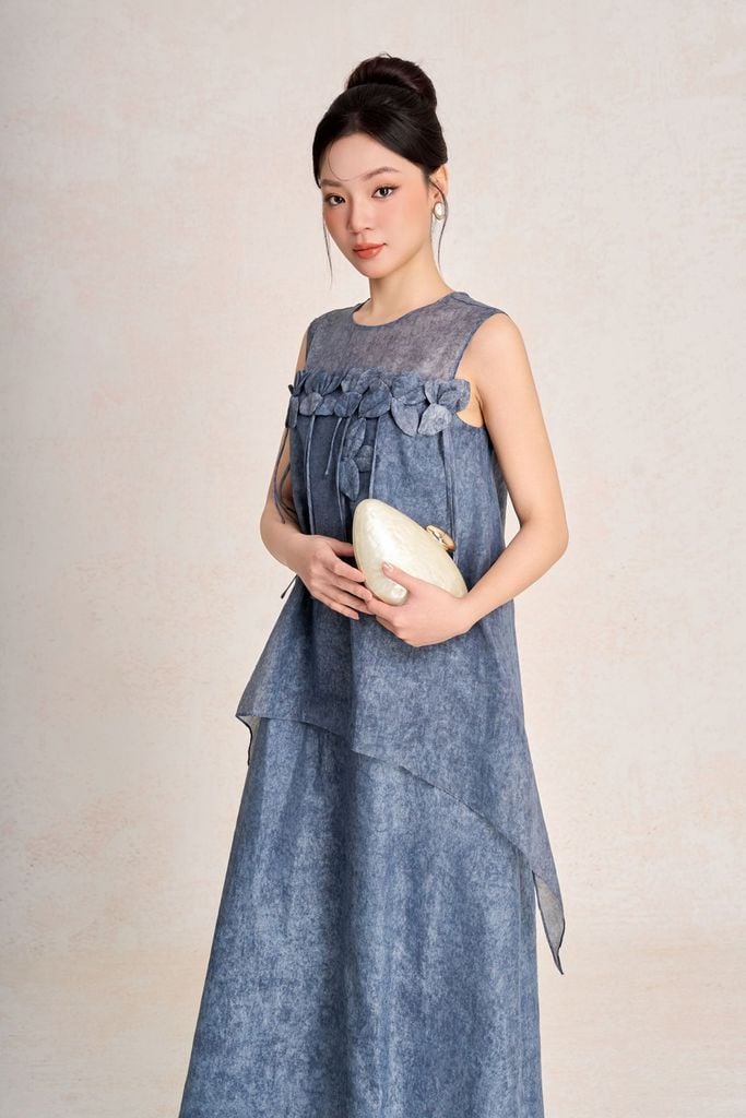 FDP33618 - Đầm dạo phố vải tơ dáng suông cổ tròn đính viền hoa tạo kiểu thân váy phối vạt cách điệu - PANTIO
