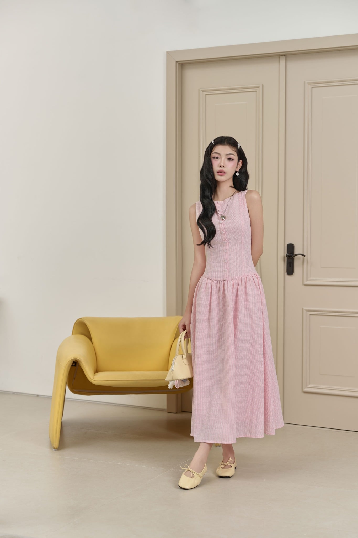 FDP33626 - Đầm dạo phố vải thô boi dáng xoè cổ tròn không tay thân váy đính khuy bọc tạo kiểu - JAN.