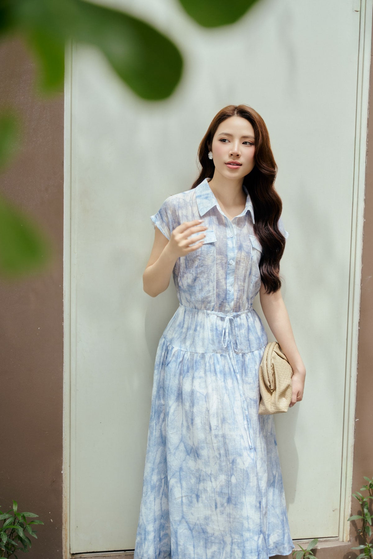 FDP33633 - Đầm dạo phố vải thô mỏng dáng suông cổ tròn tay chờm eo váy bo chun ôm cài khuy thân trước - PANTIO