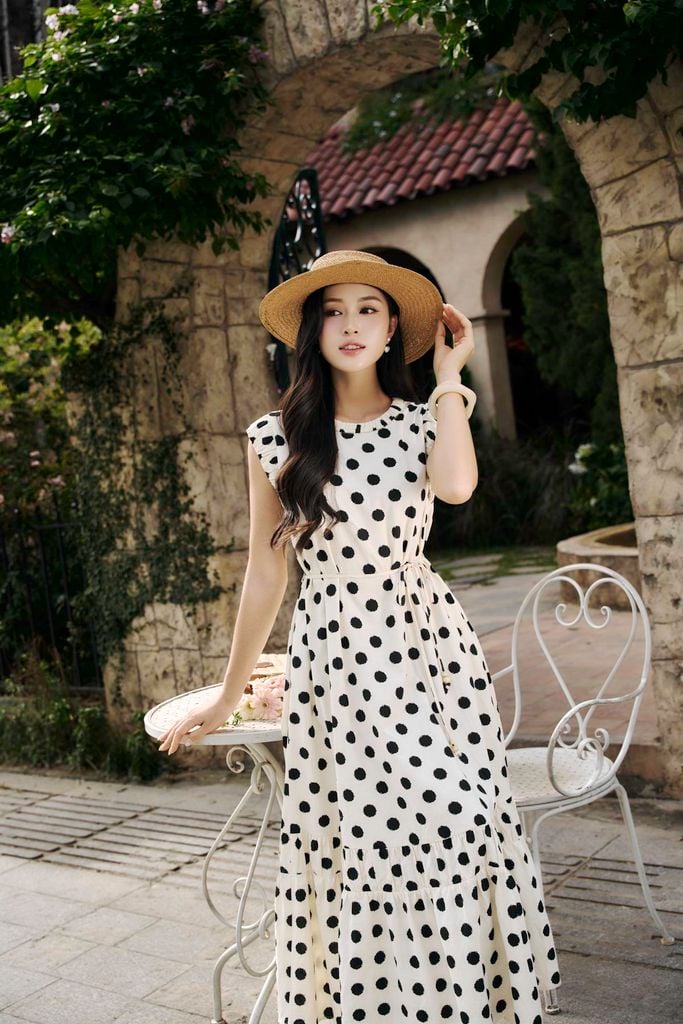 FDP33704 - Đầm dạo phố vải thô đũi dáng suông cổ tròn tay chờm hoạ tiết chấm bi thời trang - PANTIO