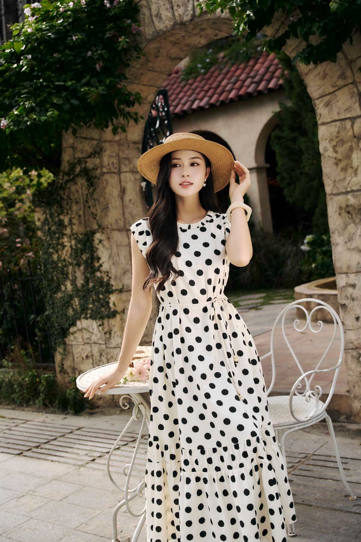 FDP33704 - Đầm dạo phố vải thô đũi dáng suông cổ tròn tay chờm hoạ tiết chấm bi thời trang - PANTIO