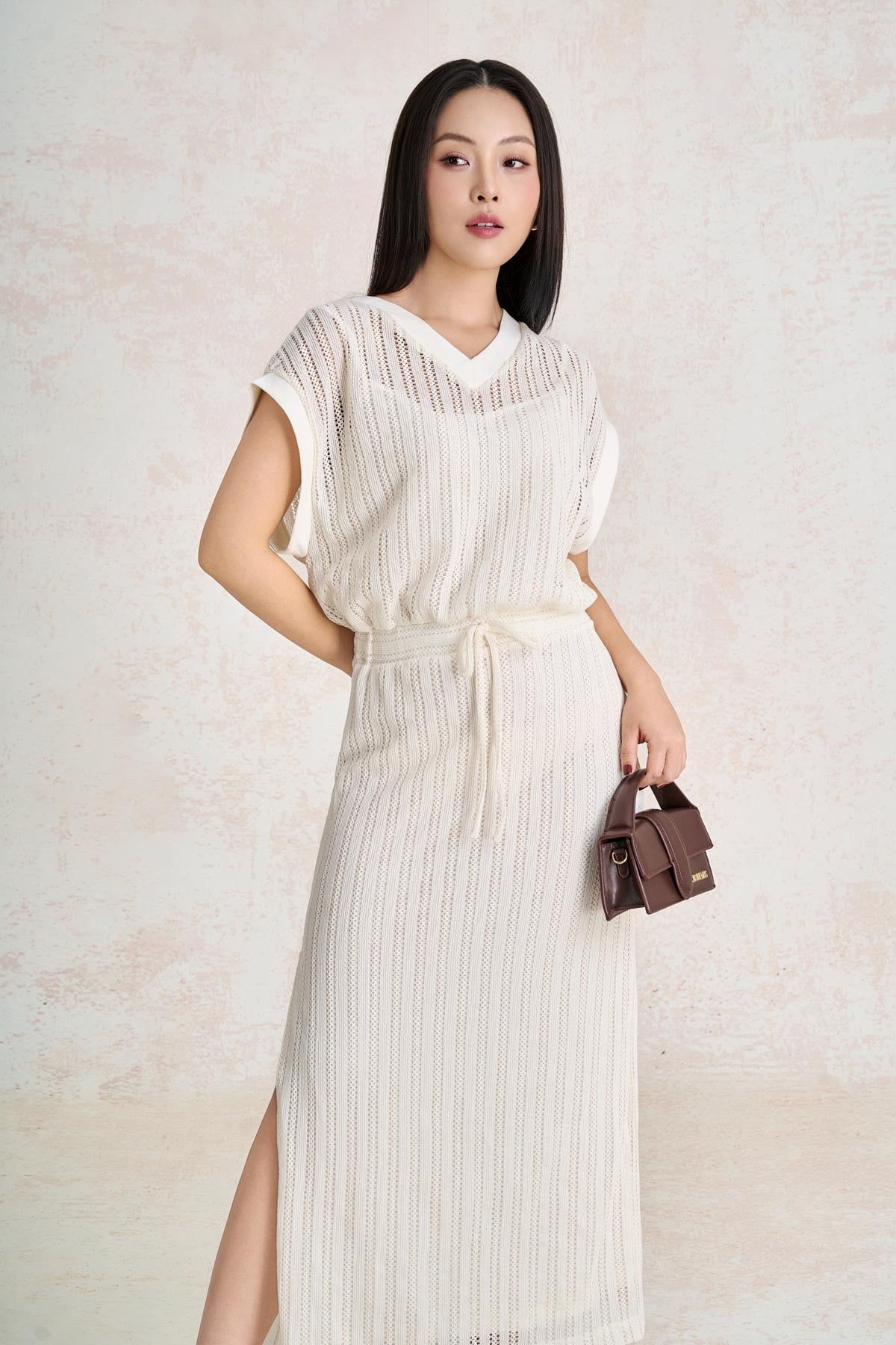 FDP33718 - Đầm dạo phố vải len dáng chữ A cổ xẻ V tay chờm eo váy phối dây nơ rút tạo kiểu - PANTIO