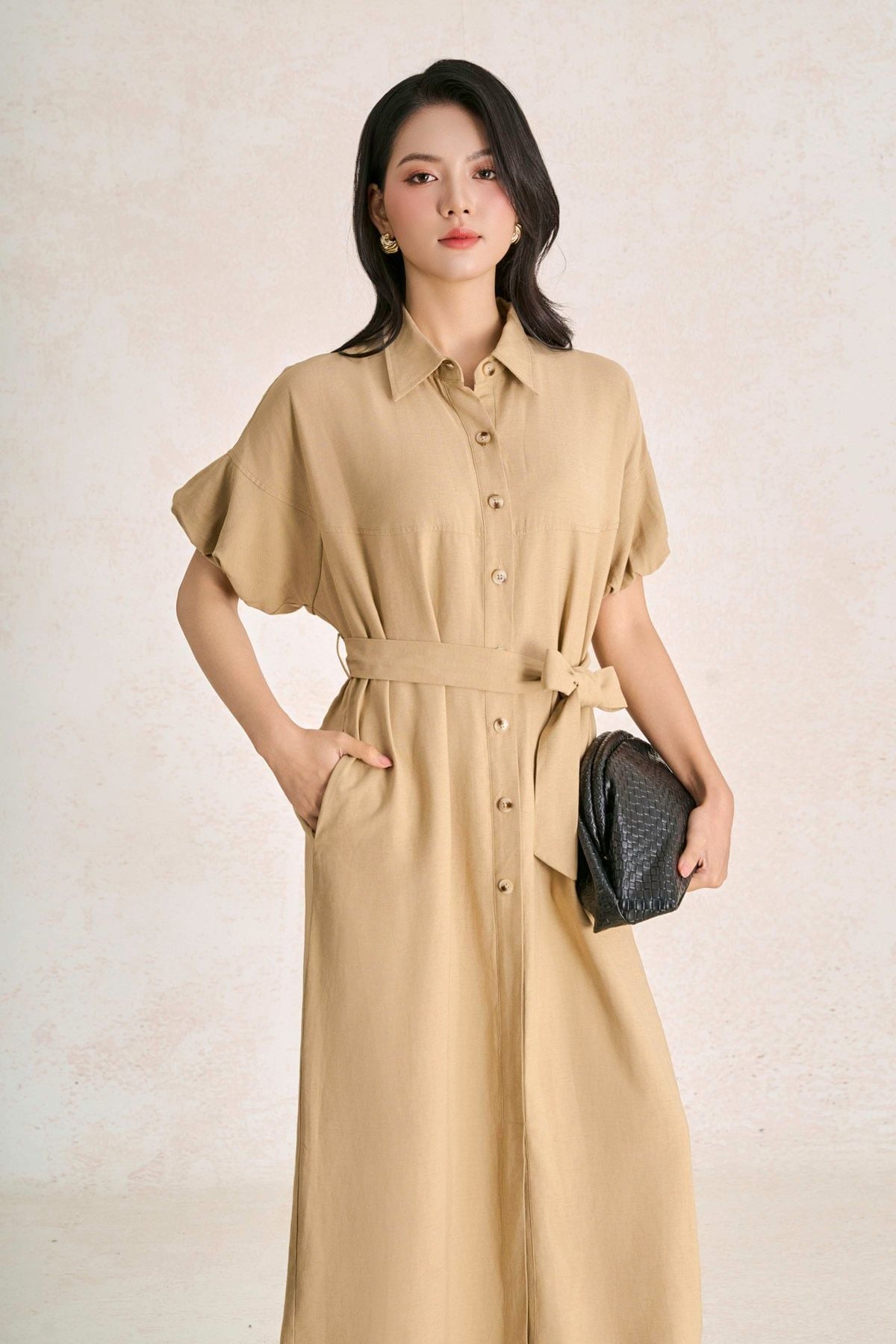 FDC33731 - Đầm dạo phố vải thô đũi dáng suông cổ bẻ tay phồng eo phối dây đai tạo kiểu - PANTIO