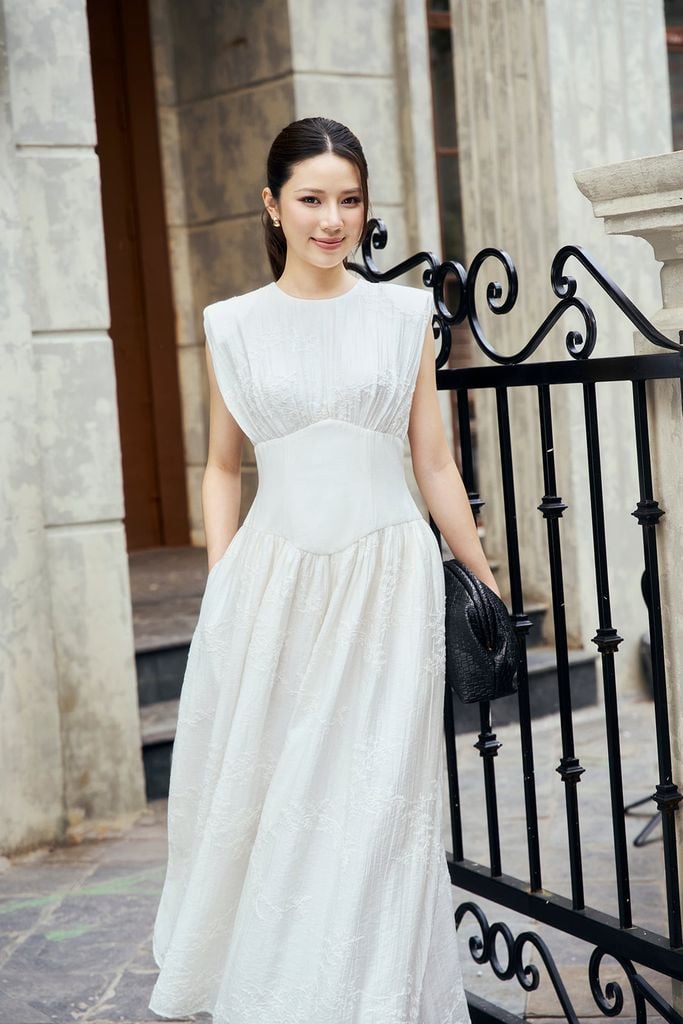 FDP33746 - Đầm dạo phố vải thô đũi dáng chữ A cổ tròn tay chờm eo đáp cạp bản to thời trang khoá thân sau - PANTIO