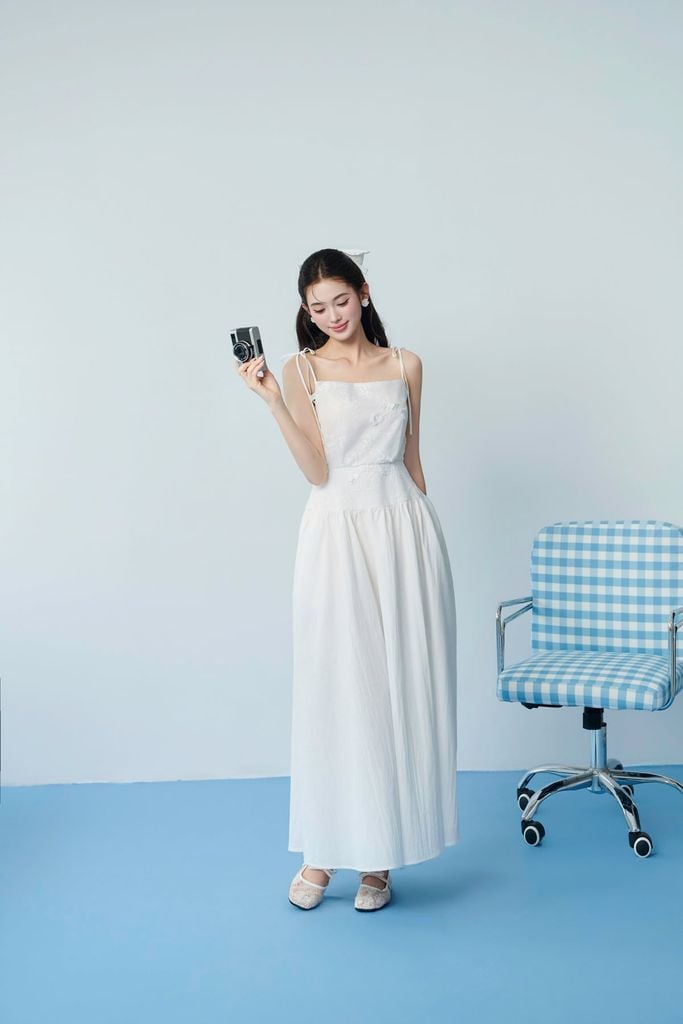FDP33759 - tylekeo88 tv hai dây vải thô dáng chữ A thân váy đính hoa 3D tạo kiểu khoá thân sau - JAN.