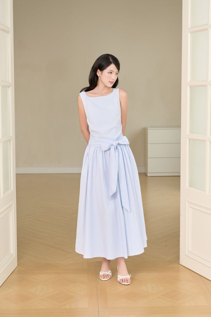 FDP33760 - Đầm dạo phố vải thô kẻ dáng chữ A cổ vuông thân váy phối vạt thắt tạo kiểu khoá thân sau - JAN.