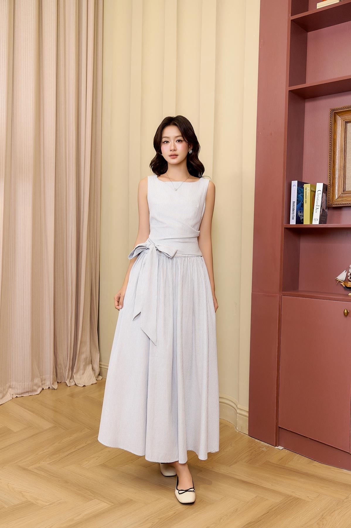 FDP33760 - Đầm dạo phố vải thô kẻ dáng chữ A cổ vuông thân váy phối vạt thắt tạo kiểu khoá thân sau - JAN.
