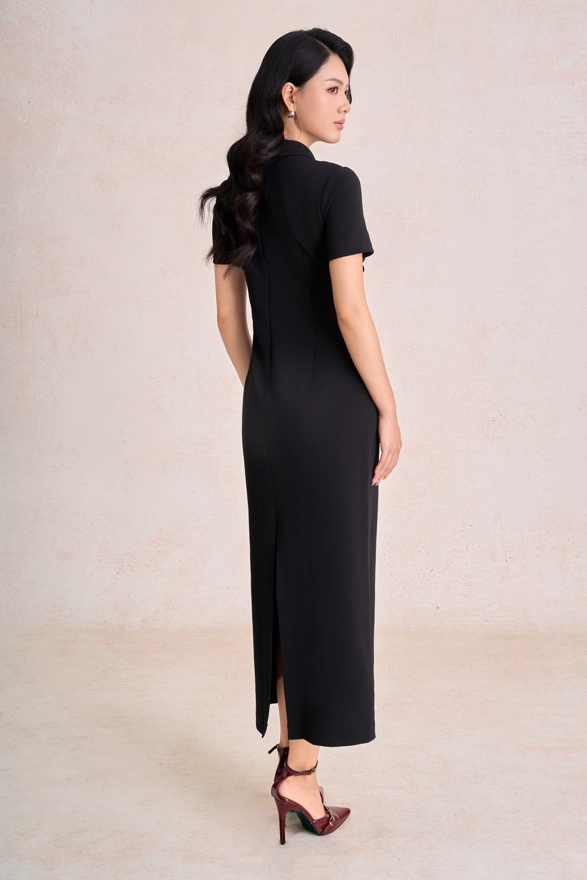 FDP33771 - Đầm dạo phố vải len dáng chữ A cổ bẻ phối khuy đá thân váy xếp nhún tạo kiểu khoá thân sau - PANTIO