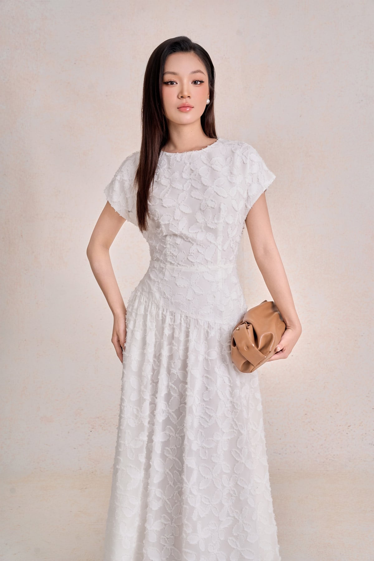 FDP33773 - Đầm dạo phố vải voan ép dáng chữ A cổ tròn tay cộc eo đáp cạp bản to thời trang khoá thân sau - PANTIO
