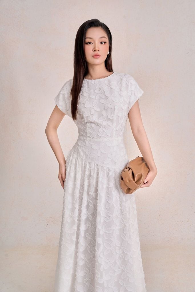 FDP33773 - Đầm dạo phố vải voan ép dáng chữ A cổ tròn tay cộc eo đáp cạp bản to thời trang khoá thân sau - PANTIO