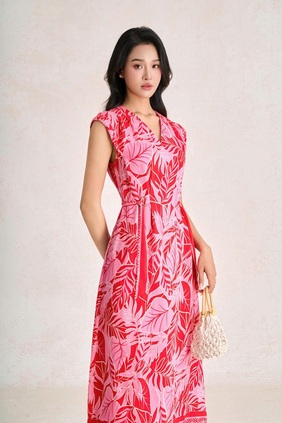 FDP33778 - Đầm dạo phố vải thô đũi dáng suông cổ xẻ V tay chờm eo váy phối vạt rút tạo kiểu - PANTIO