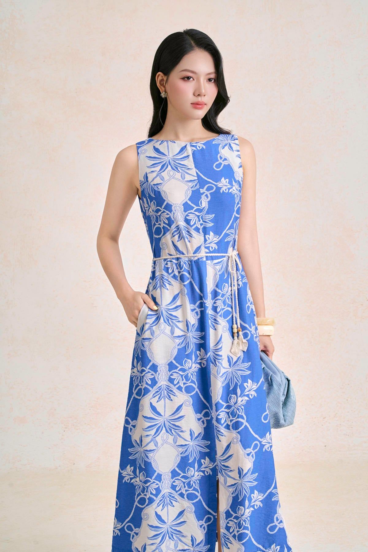 FDP33779 - Đầm dạo phố vải thô đũi dáng chữ A cổ tròn hoạ tiết thời trang - PANTIO