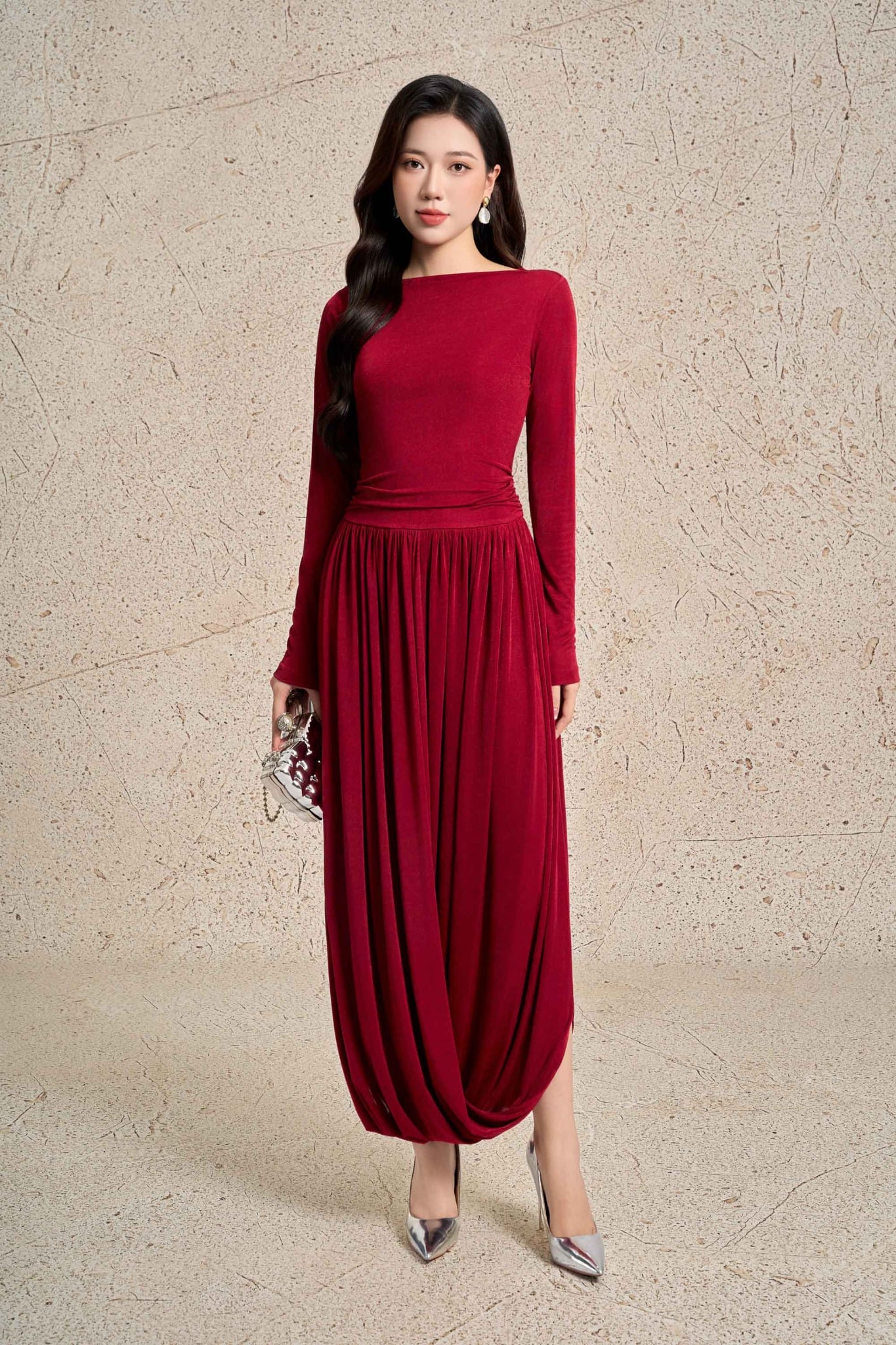 FDP73593 - Đầm dạo phố vải len dáng ôm cổ tròn tay dài thân váy xếp ly nhún cách điệu thời trang - PANTIO