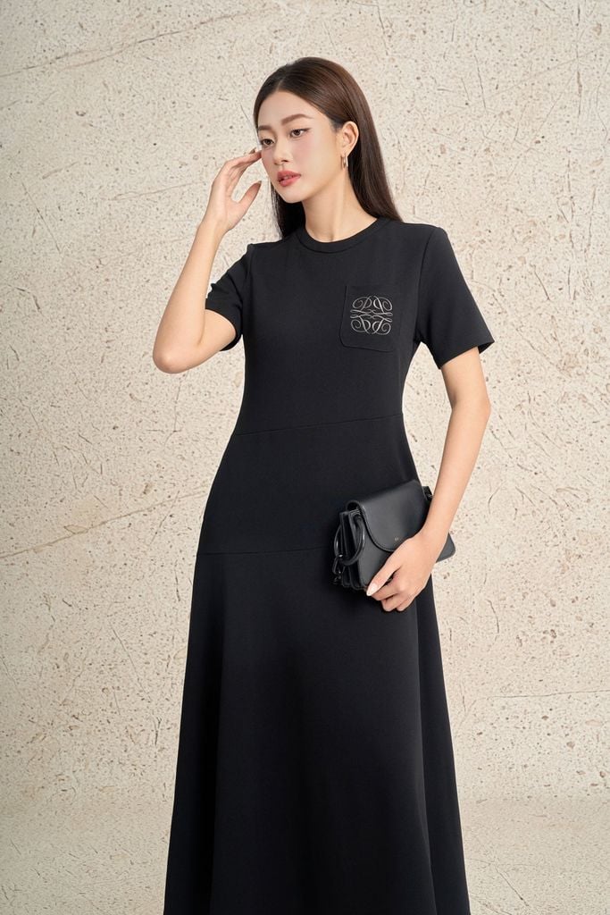 FDP73609 - Đầm dạo phố vải cotton dáng suông cổ tròn tay ngắn thân váy xếp nhún tạo ly thời trang khoá thân sau - PANTIO