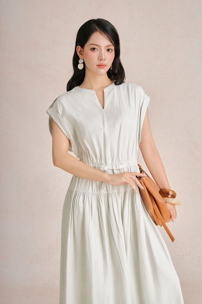 FDP73611 - Đầm dạo phố vải thô kẻ dáng chữ A cổ tròn xẻ V tay chờm thân váy bo chun ôm tạo kiểu - PANTIO