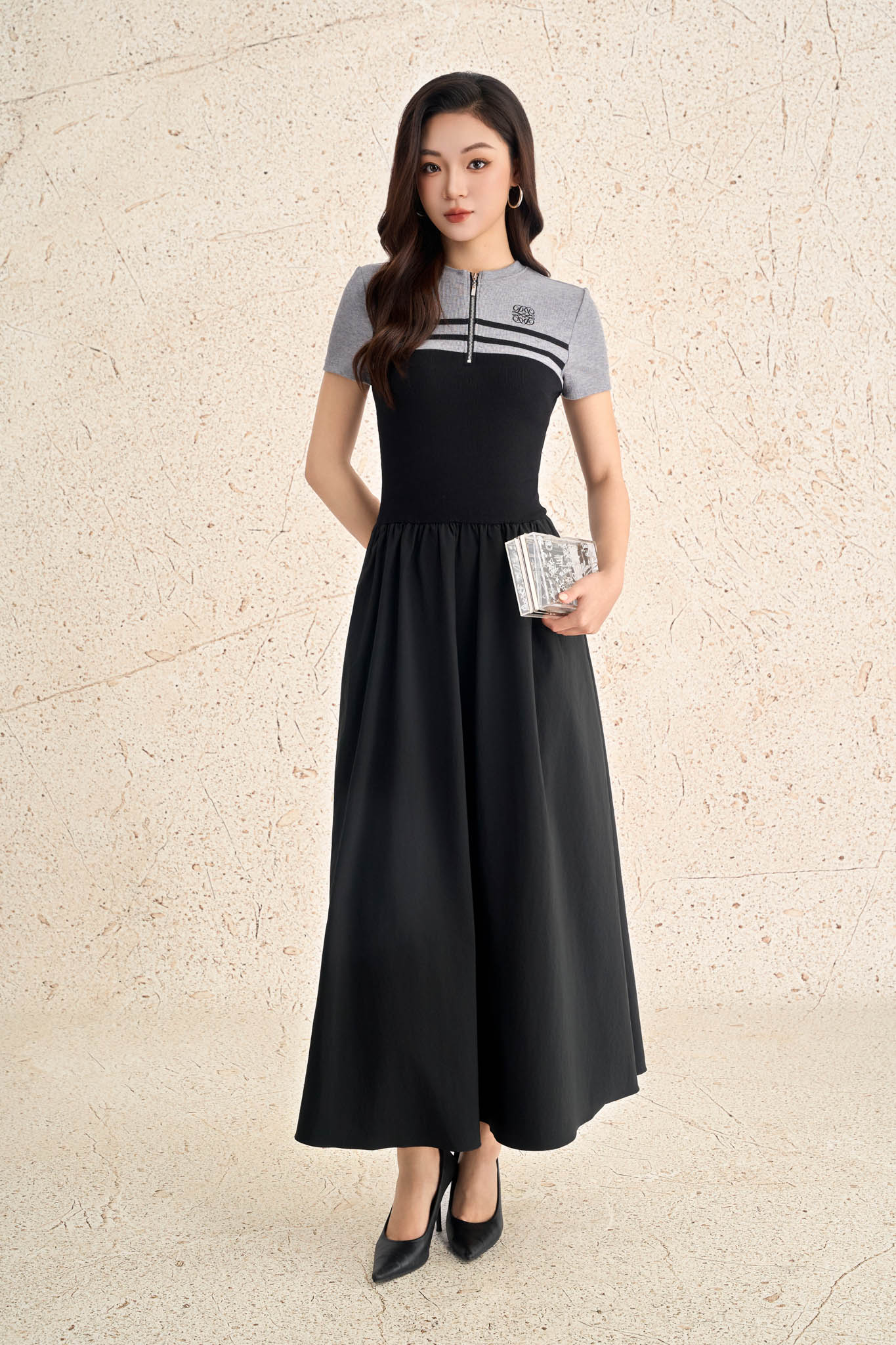 FDP73612 - Đầm dạo phố vải len dáng ôm cổ tròn phối khoá tay cộc thân váy xếp nhún tạo xoè - PANTIO