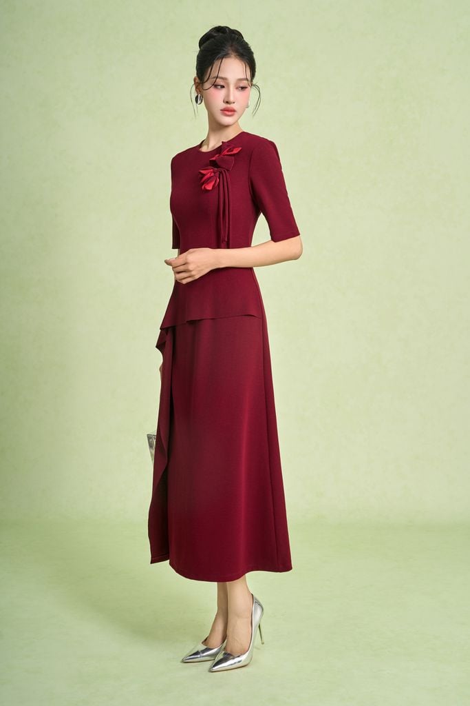 FDP73649 - Đầm dạo phố vải cotton dáng chữ A cổ tròn tay lửng ngực áo đính hoa 3D thời trang eo phối vạt tạo kiểu khoá thân sau - PANTIO