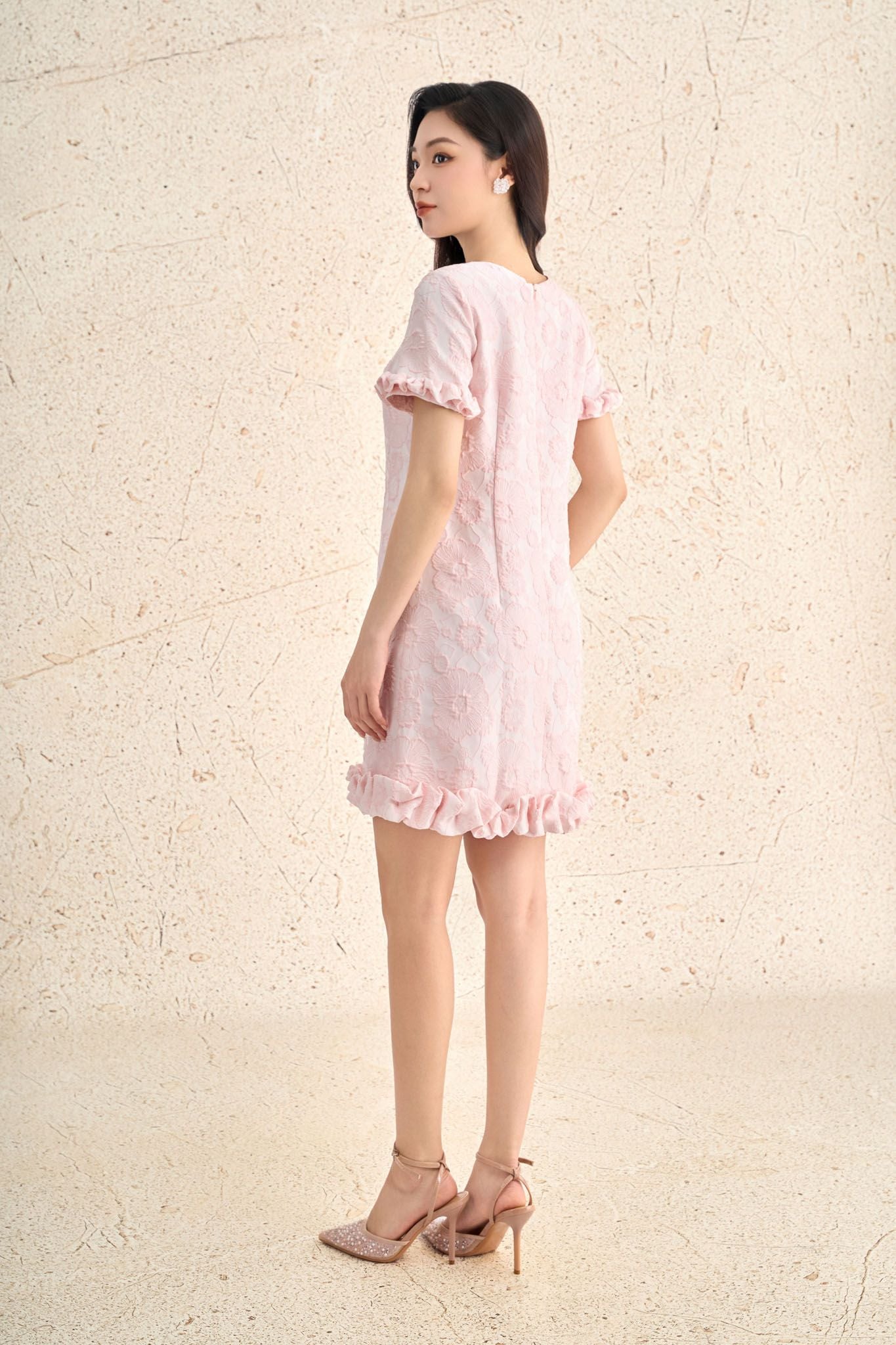 FDP73666 - Đầm dạo phố vải tafta dáng suông cổ tròn tay ngắn gấu váy xếp nhún tạo kiểu - PANTIO