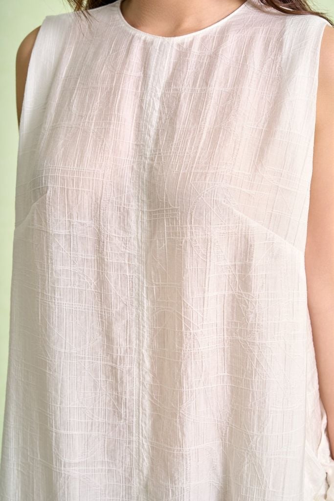 FDP73669 - Đầm dạo phố vải thô mỏng dáng suông cổ tròn thân váy có túi tạo kiểu - PANTIO