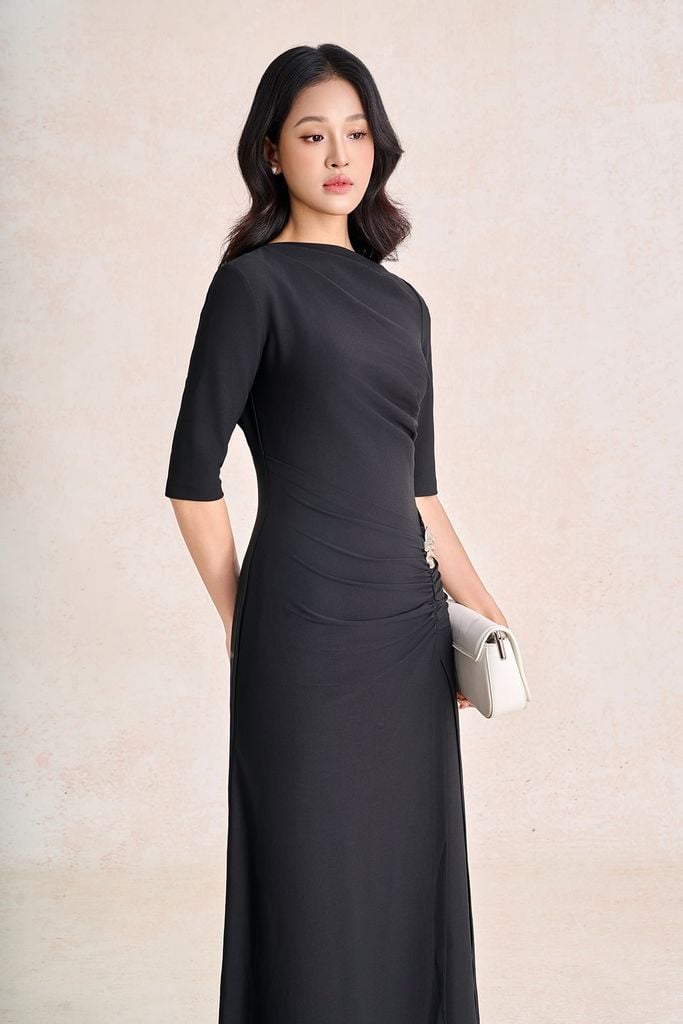 FDP73802 - Đầm dạo phố vải cotton dáng chữ A cổ lệch tay lưgr thân váy phối nhún kèm phụ kiện kim loại tạo kiểu khoá thân sau - PANTIO