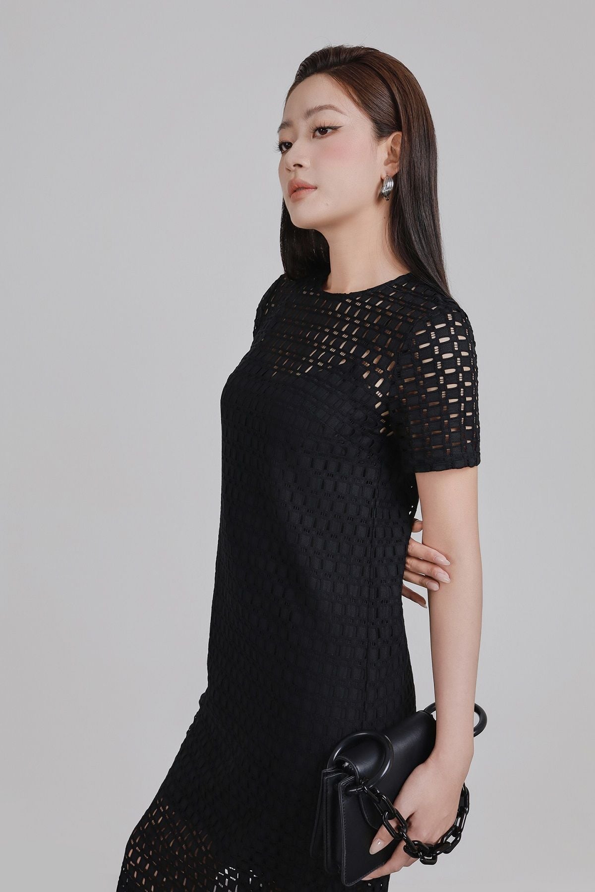 FDP93452 - Đầm dạo phố vải ren mỏng kèm váy lót hai dây dáng suông váy xẻ tà bên hông tạo kiểu - PANTIO