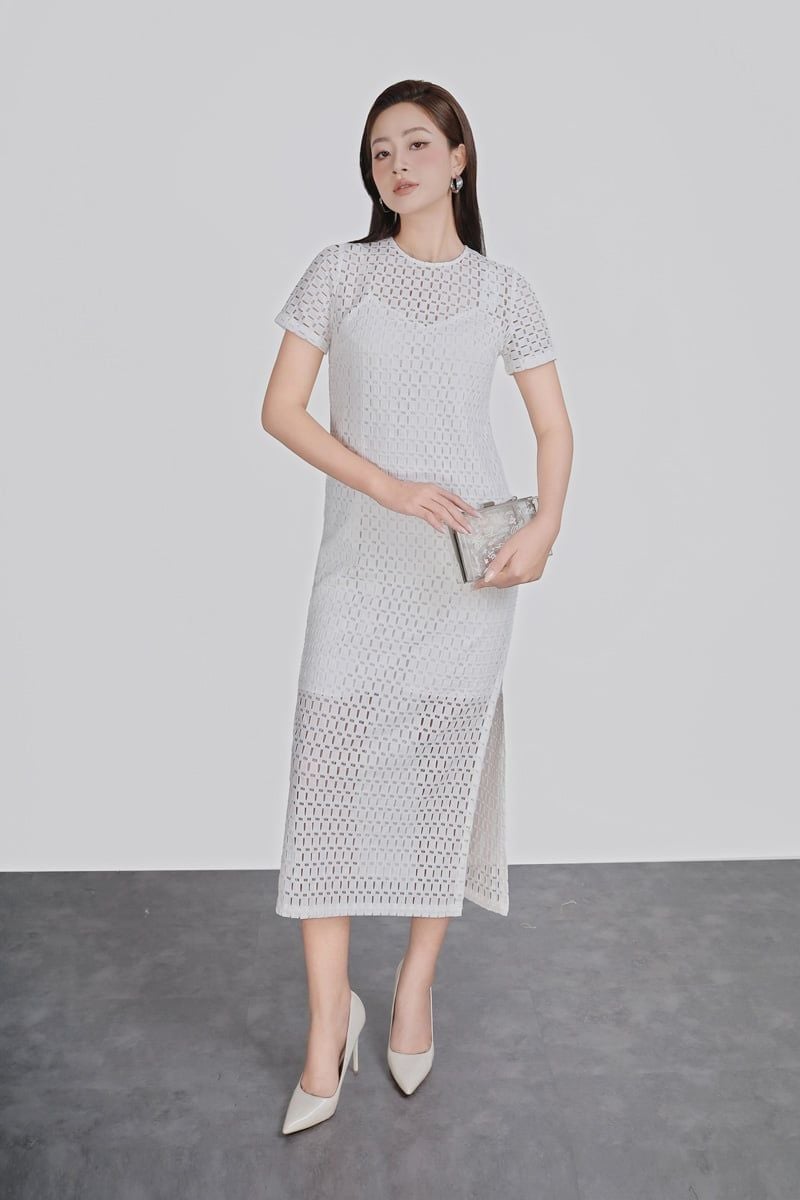 FDP93452 - Đầm dạo phố vải ren mỏng kèm váy lót hai dây dáng suông váy xẻ tà bên hông tạo kiểu - PANTIO