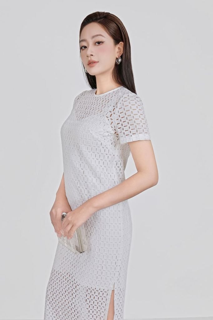 FDP93452 - Đầm dạo phố vải ren mỏng kèm váy lót hai dây dáng suông váy xẻ tà bên hông tạo kiểu - PANTIO