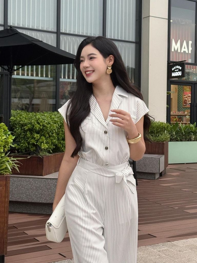FJS1185 - Jumpsuit công sở vải thô kẻ dáng ôm cổ hai ve vai chờm lưng chun co giãn phối dây đai thắt eo tạo kiểu - tỷ lệ kèo 8899