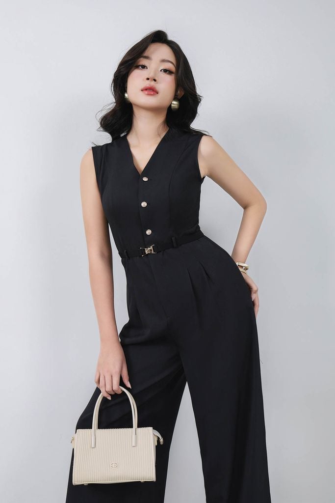 FJS3191 - Jumpsuit công sở vải thô dáng ôm cổ xẻ V không tay eo phối dây lưng co giãn tạo kiểu quần ống đứng khoá thân sau - PANTIO