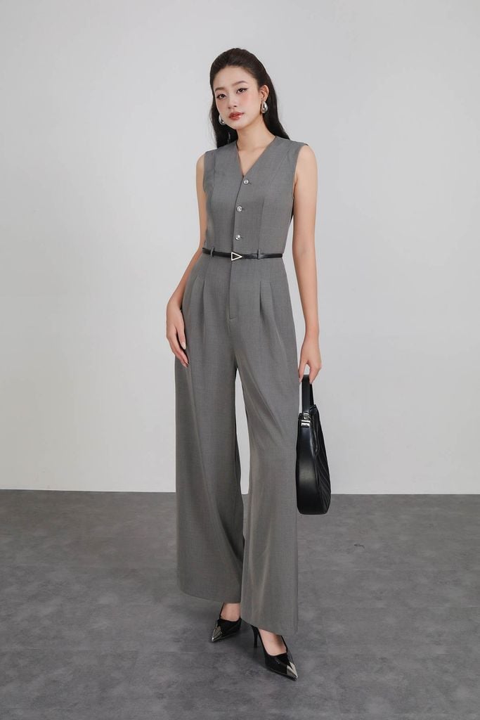 FJS3191 - Jumpsuit công sở vải thô dáng ôm cổ xẻ V không tay eo phối dây lưng co giãn tạo kiểu quần ống đứng khoá thân sau - PANTIO