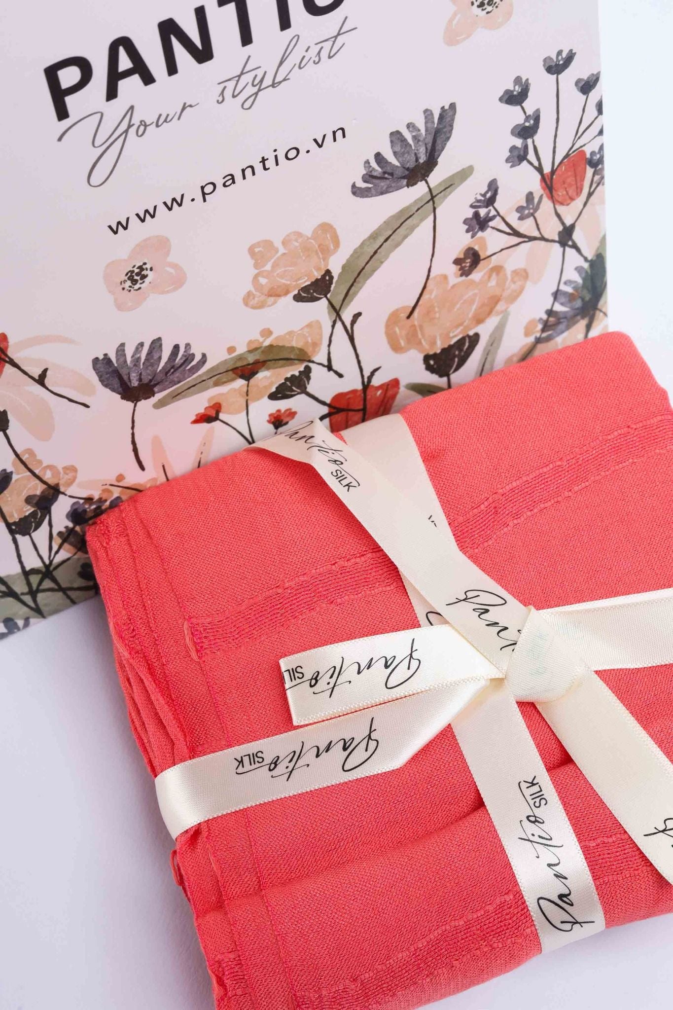 FKO130 - Khăn thời trang cao cấp chất liệu lanh tơ trơn màu có tua rua trang trí - PANTIO