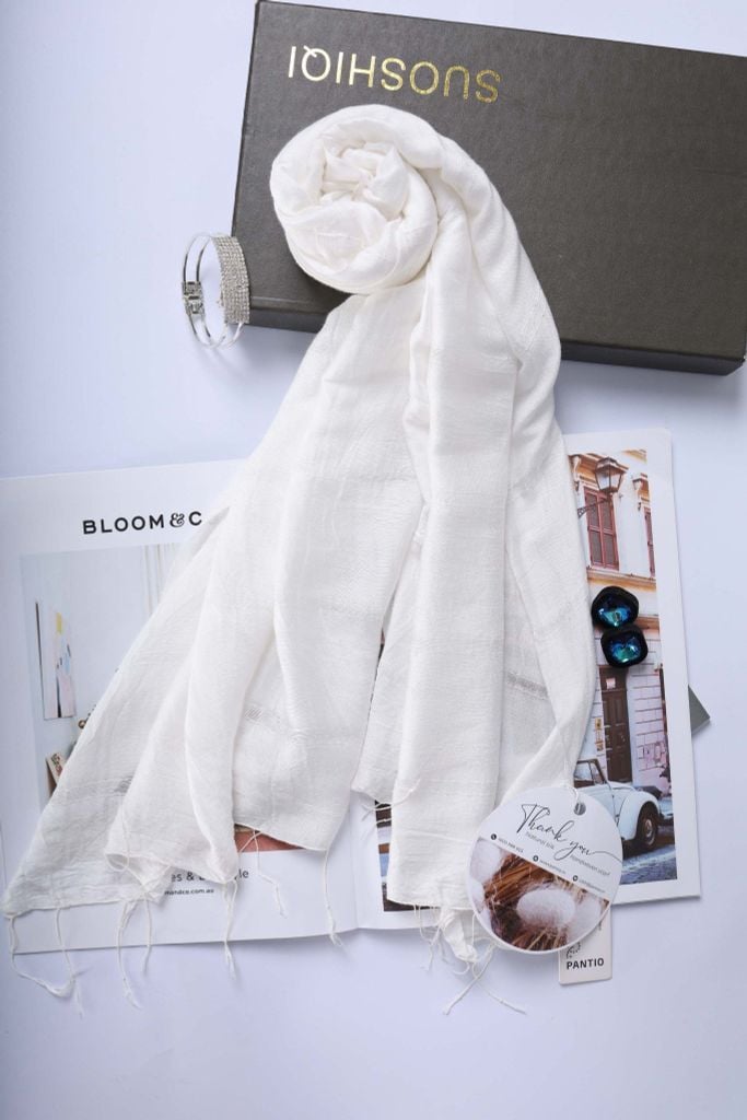 FKO130 - Khăn thời trang cao cấp chất liệu lanh tơ trơn màu có tua rua trang trí - PANTIO