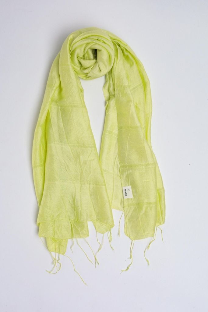 FKO130 - Khăn thời trang cao cấp chất liệu lanh tơ trơn màu có tua rua trang trí - PANTIO