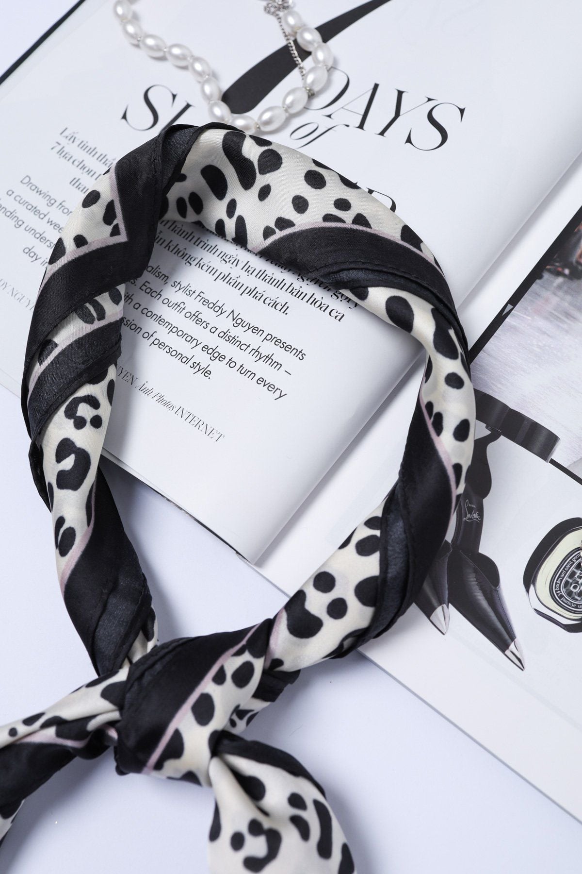 FKO131 - Khăn lụa vuông cao cấp nhiều hoạ tiết thời trang - PANTIO