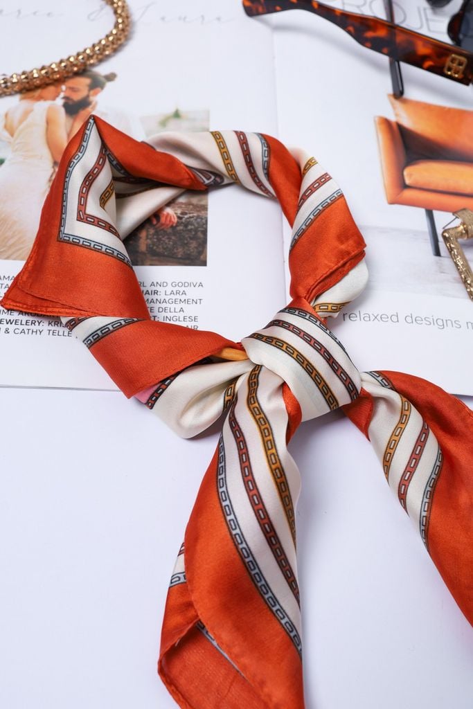 FKO131 - Khăn lụa vuông cao cấp nhiều hoạ tiết thời trang - PANTIO